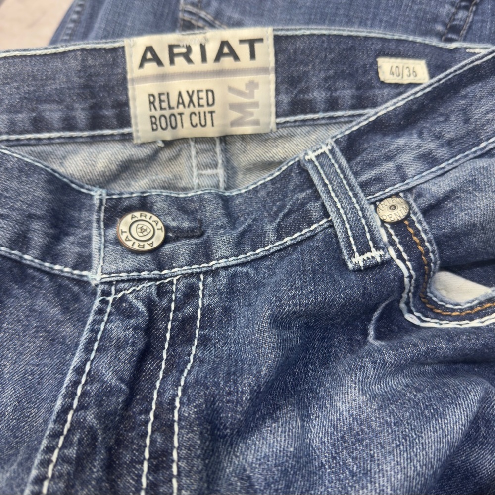 Ariat Relaxed Boot Cut M4 Denim Jeans Men’s Size 40/36 - Picture 4 of 5